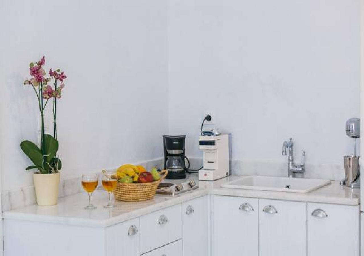 Geomare Beach House Монолитос Экстерьер фото