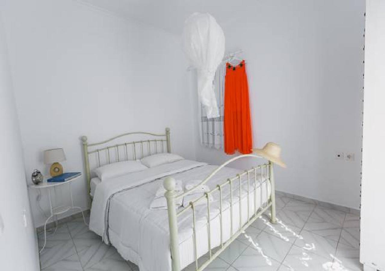Geomare Beach House Монолитос Экстерьер фото